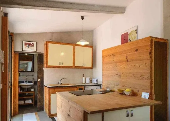 Apartamento Sleep And Terrace Loft In Sant Daniel *