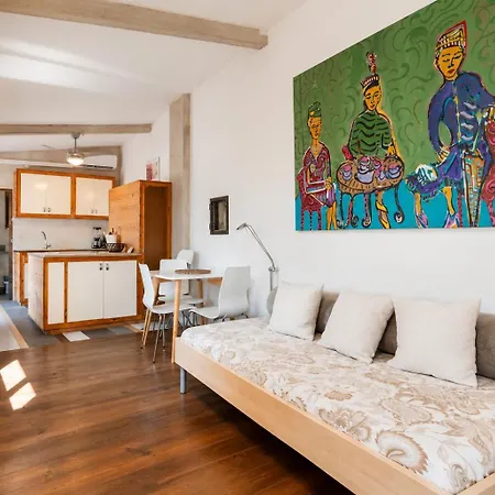 Sleep And Terrace Loft In Sant Daniel