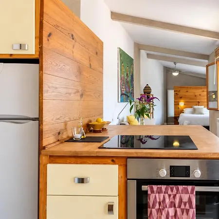 Apartament Sleep And Terrace Loft In Sant Daniel *